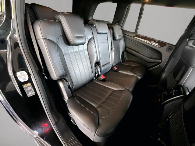Used 2017 Mercedes-Benz GLS 450 4MATIC image 29
