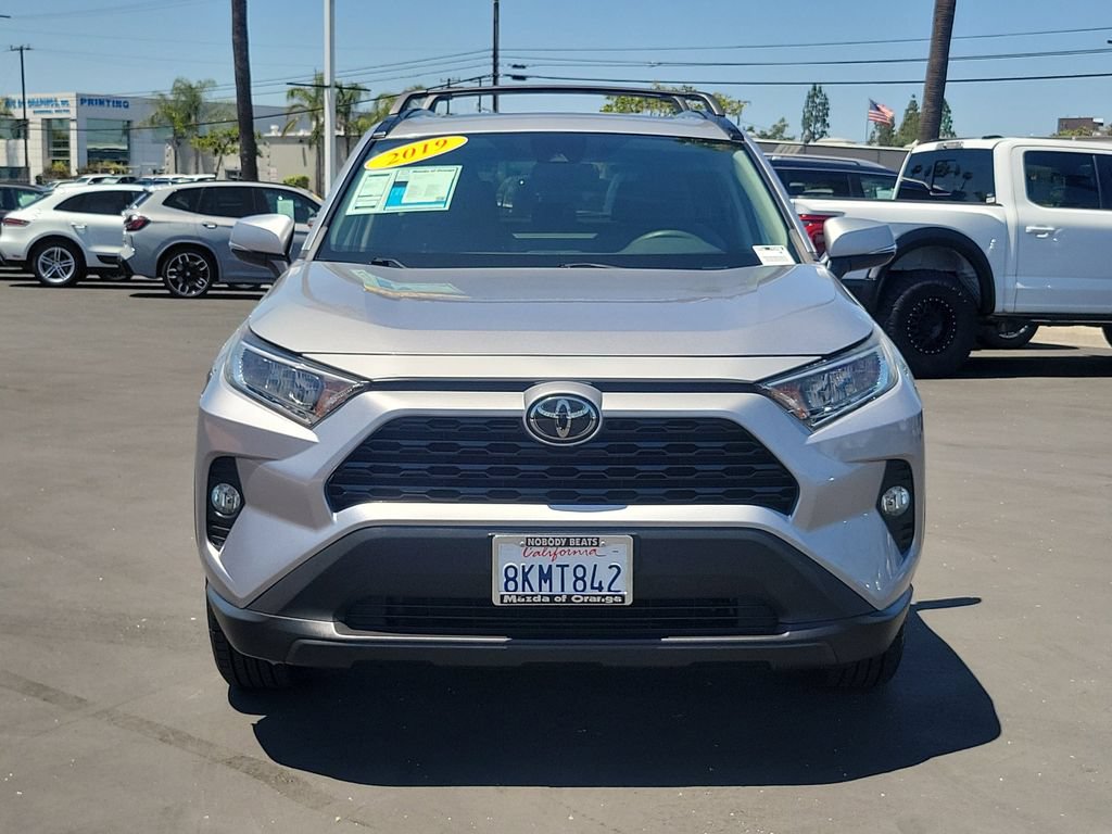 Used 2019 Toyota RAV4 XLE FWD image 4