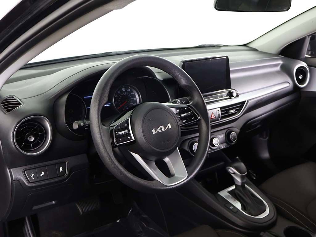 Used 2023 Kia Forte LXS w/ LXS Technology Package image 25