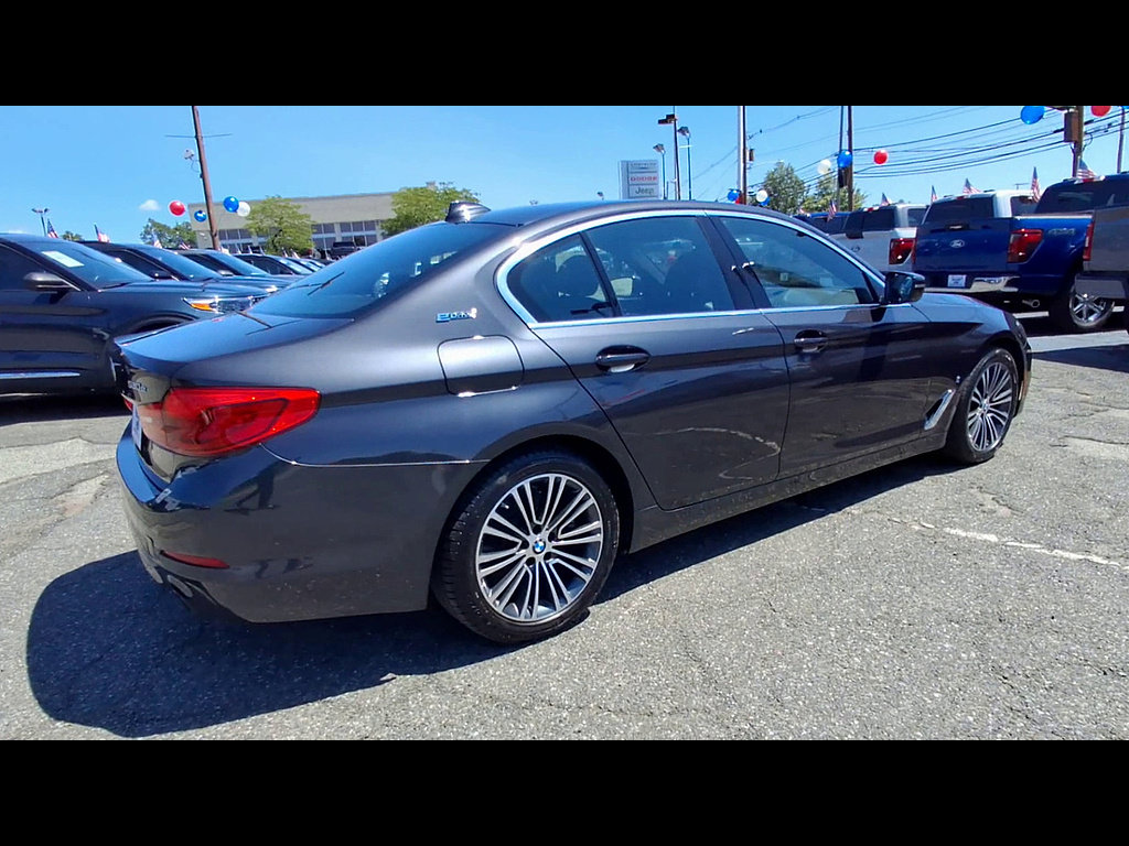 Used 2019 BMW 530e xDrive w/ Convenience Package AWD/4WD image 8