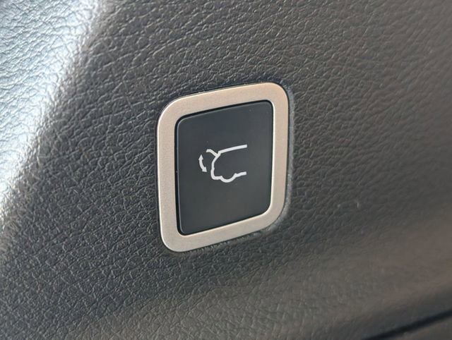 New 2026 Chrysler Pacifica Pinnacle image 30