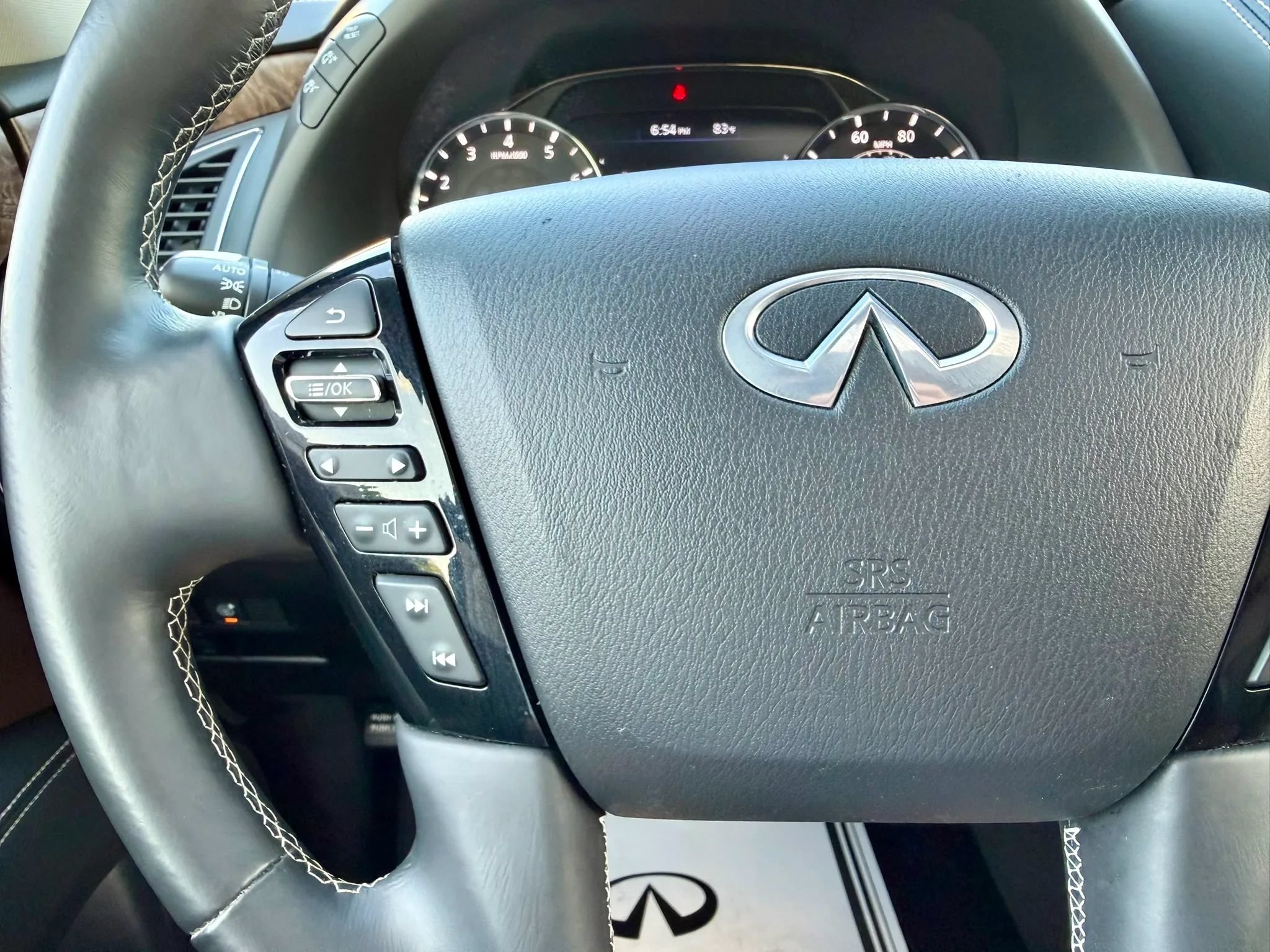 Used 2024 INFINITI QX80 Premium Select w/ Cargo Package AWD/4WD image 37