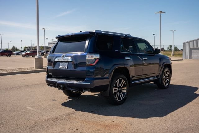 Used 2018 Toyota 4Runner Limited AWD/4WD image 7