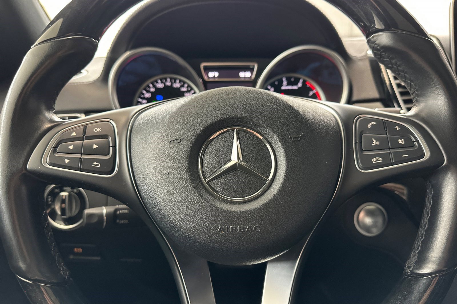 Used 2018 Mercedes-Benz GLE 43 AMG 4MATIC image 16