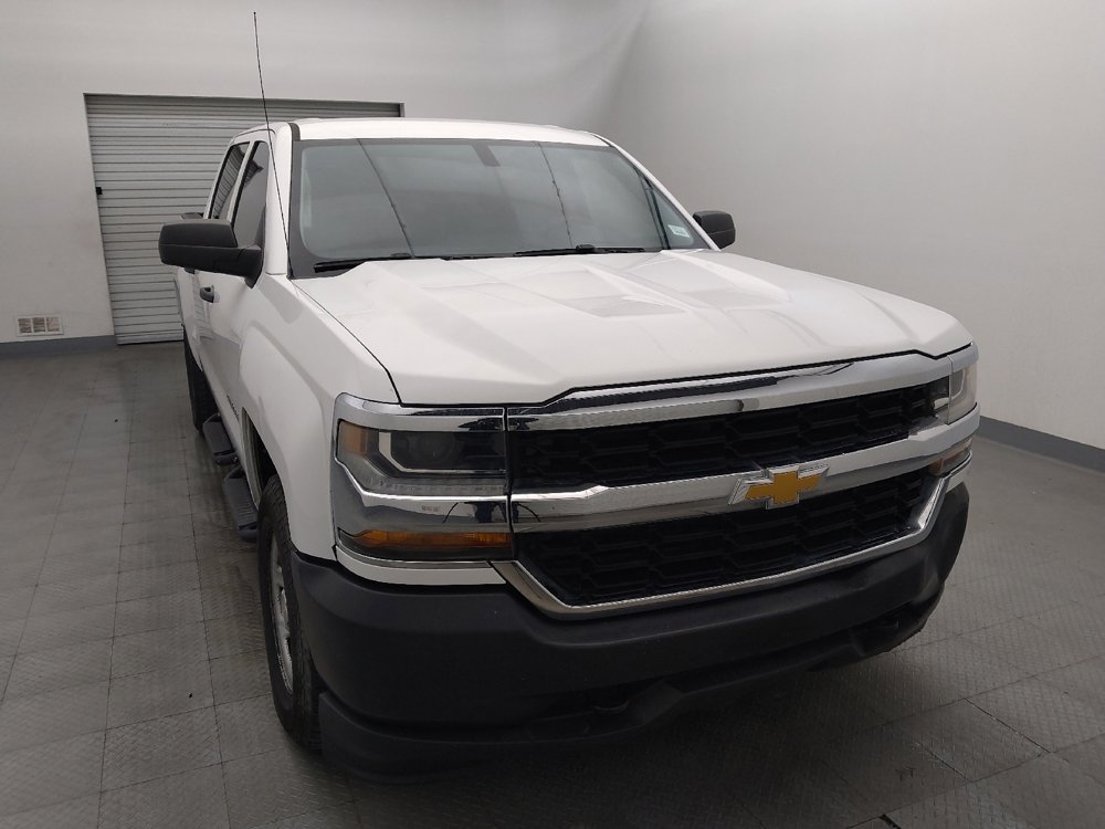Used 2018 Chevrolet Silverado 1500 W/T w/ Trailering Package AWD/4WD image 14