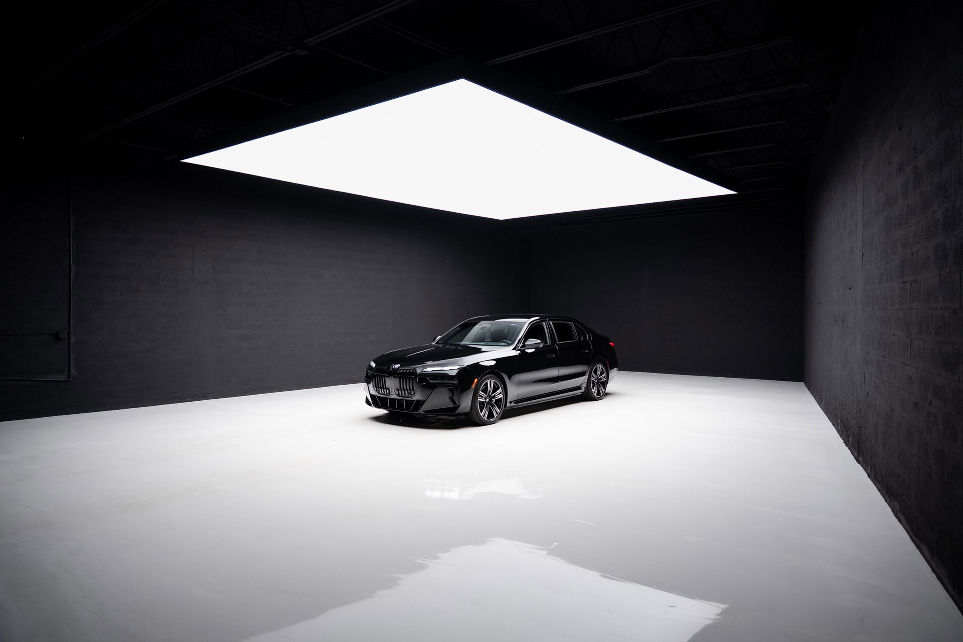 Used 2023 BMW i7 xDrive60 w/ Executive Package 2 image 88