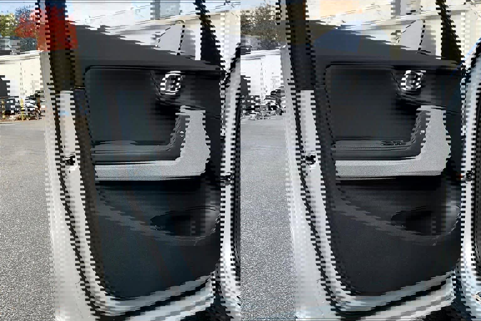 Used 2022 Polestar Polestar 2 w/ Plus Package image 23