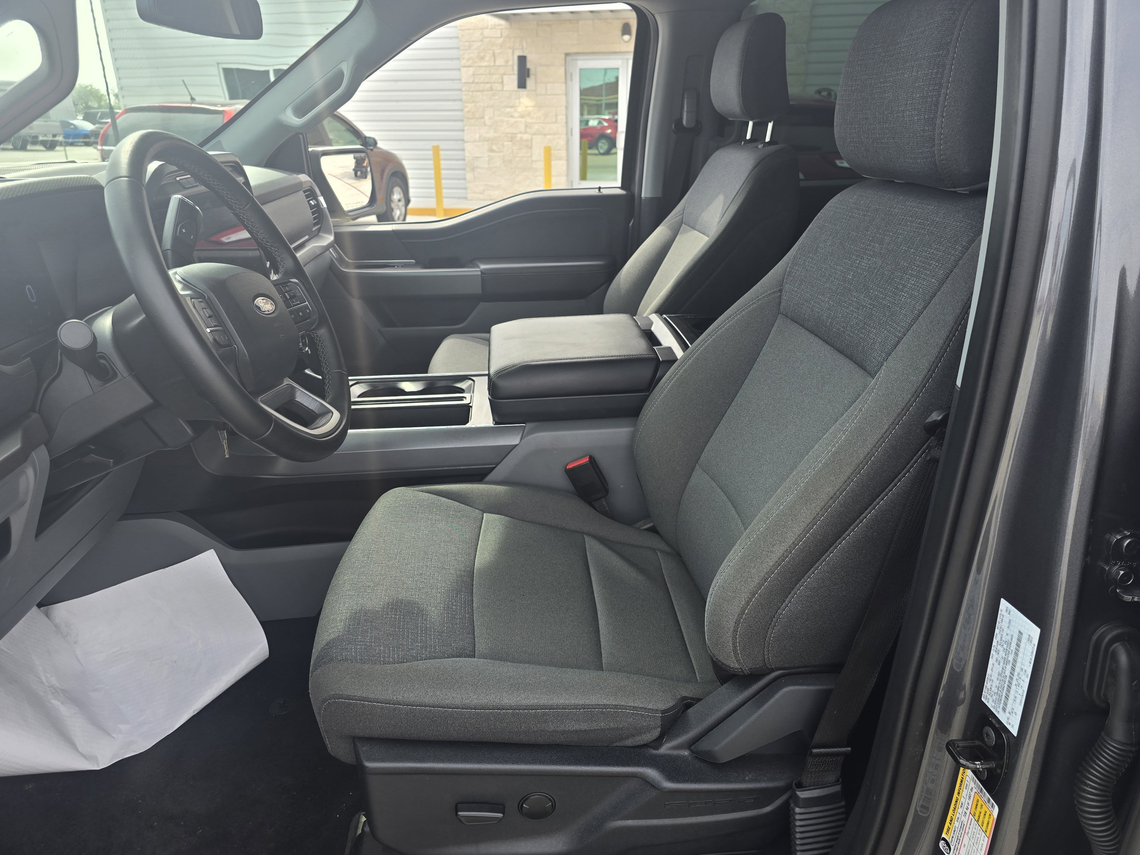 Used 2024 Ford F150 XLT w/ Mobile Office Package image 12