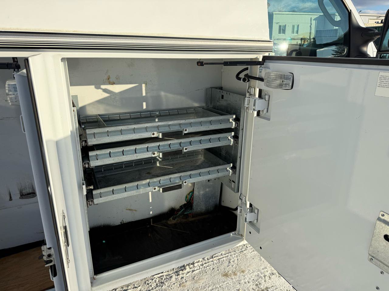 Used 2008 Ford E-350 and Econoline 350 Super Duty RWD image 12