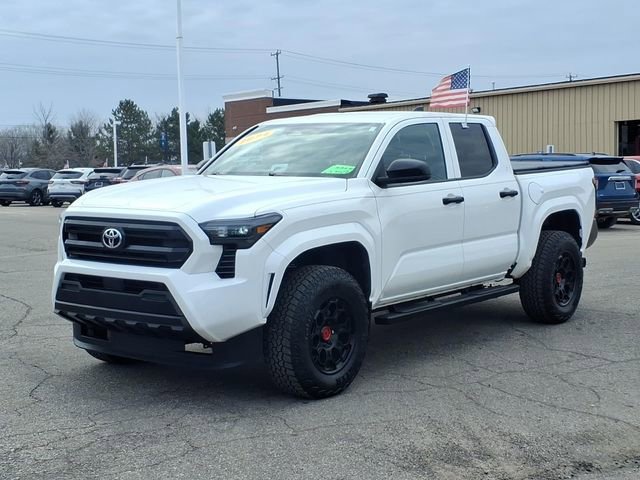 Used 2024 Toyota Tacoma SR image 1