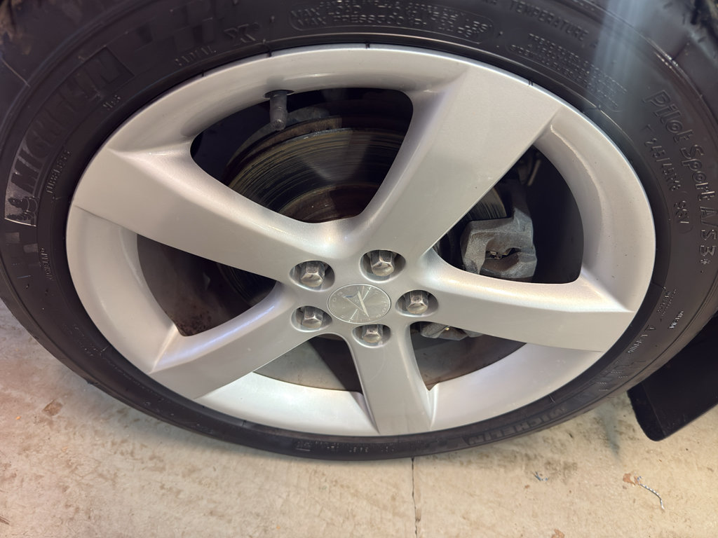 Used 2006 Pontiac Solstice Convertible w/ Premium Package RWD image 26