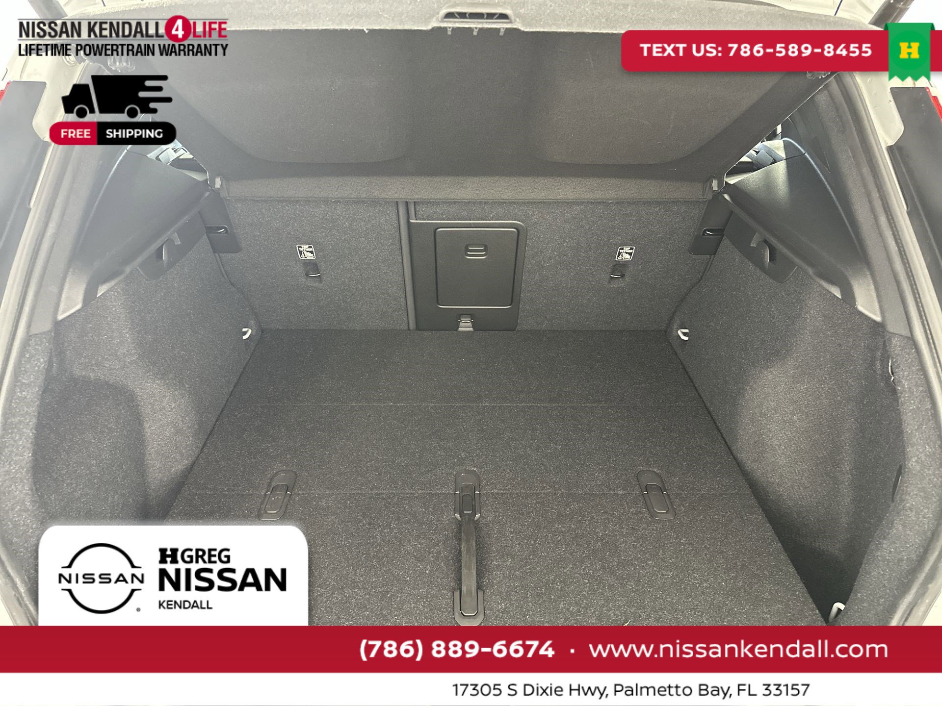 Used 2021 Volvo XC40 T4 Momentum w/ Protection Package Premier image 29