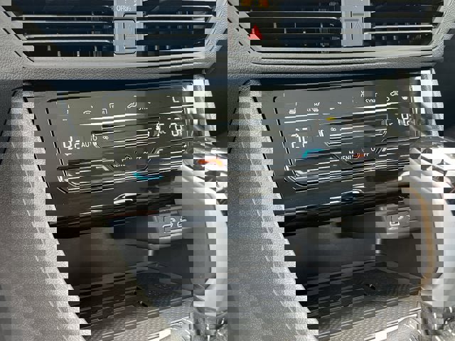 New 2025 Volkswagen Jetta SE image 23