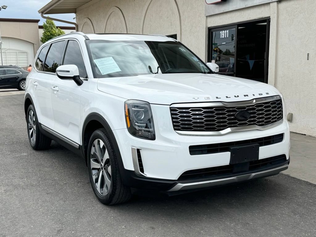 Used 2020 Kia Telluride S FWD image 1