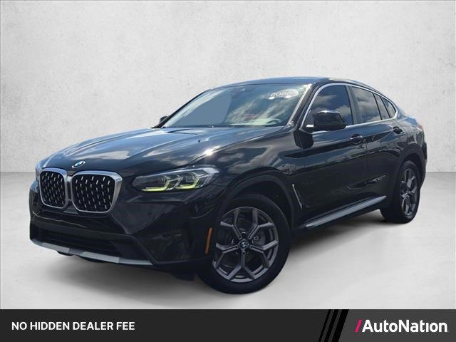 Used 2022 BMW X4 xDrive30i w/ Premium Package 2