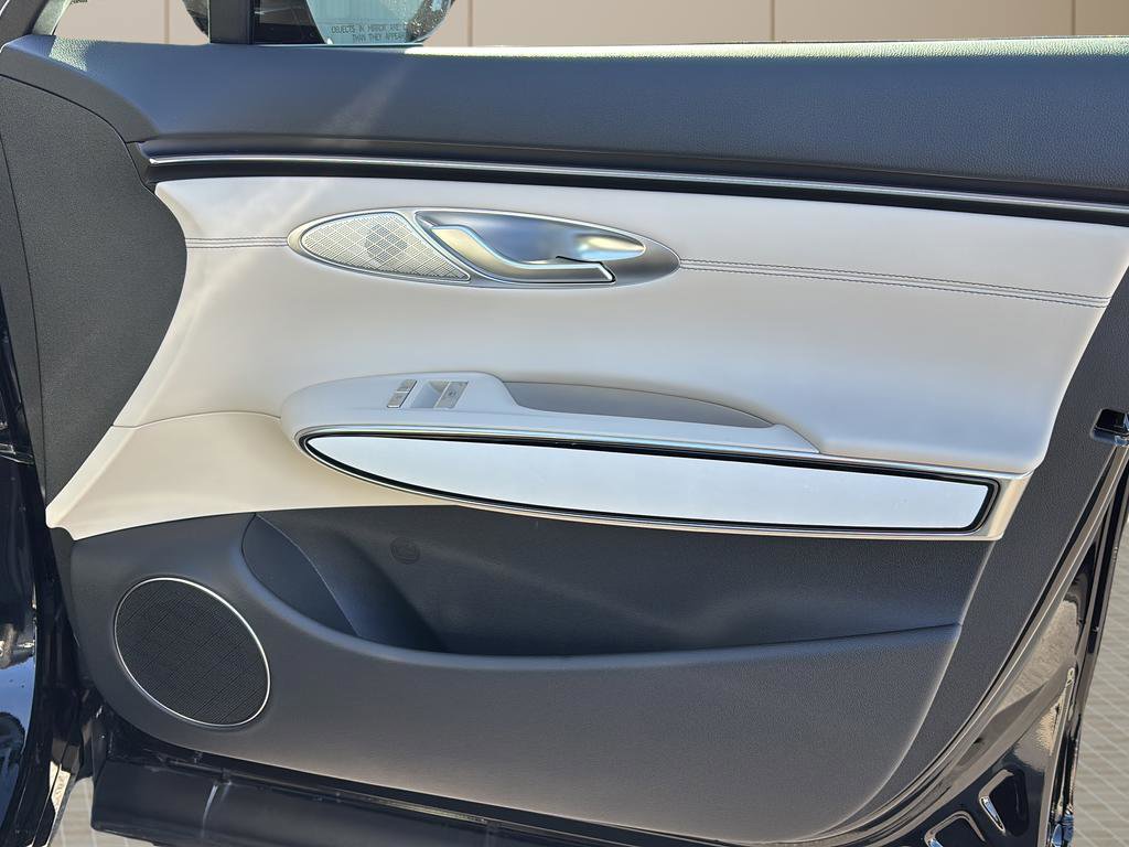 Used 2026 Genesis GV70 2.5T image 37