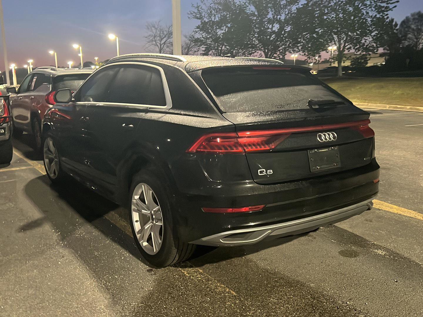 Used 2023 Audi Q8 Premium Plus image 9