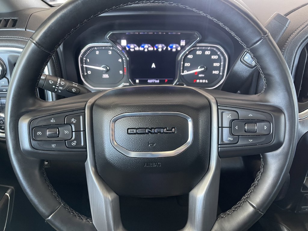 Used 2023 GMC Sierra 3500 Denali w/ Denali Ultimate Package AWD/4WD image 23