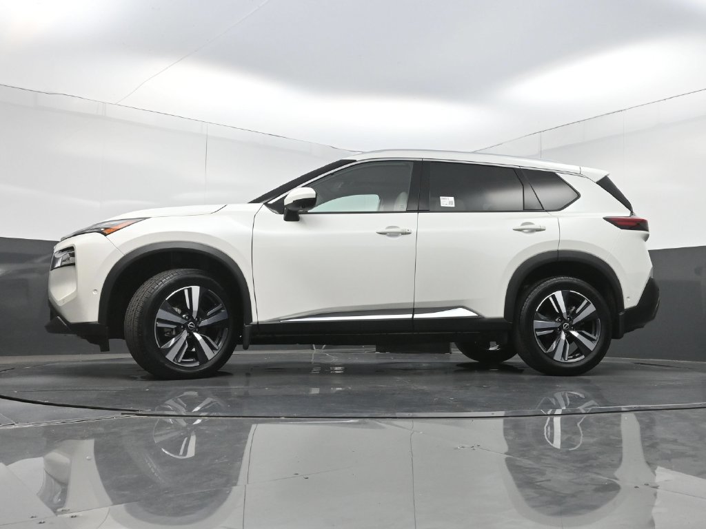 Used 2023 Nissan Rogue SL w/ SL Premium Package FWD image 30