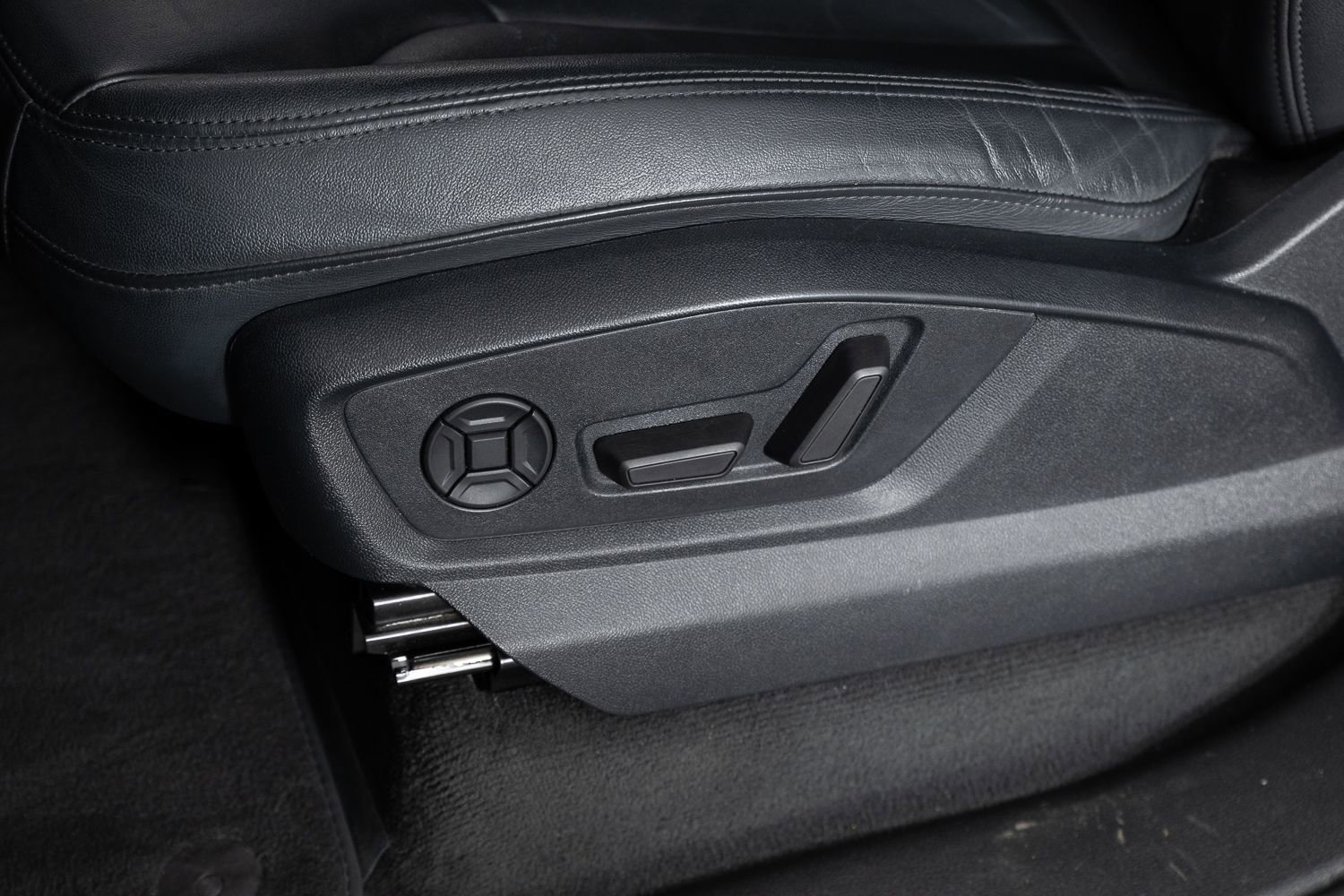 Used 2021 Audi Q7 2.0T Premium w/ Convenience Package image 17