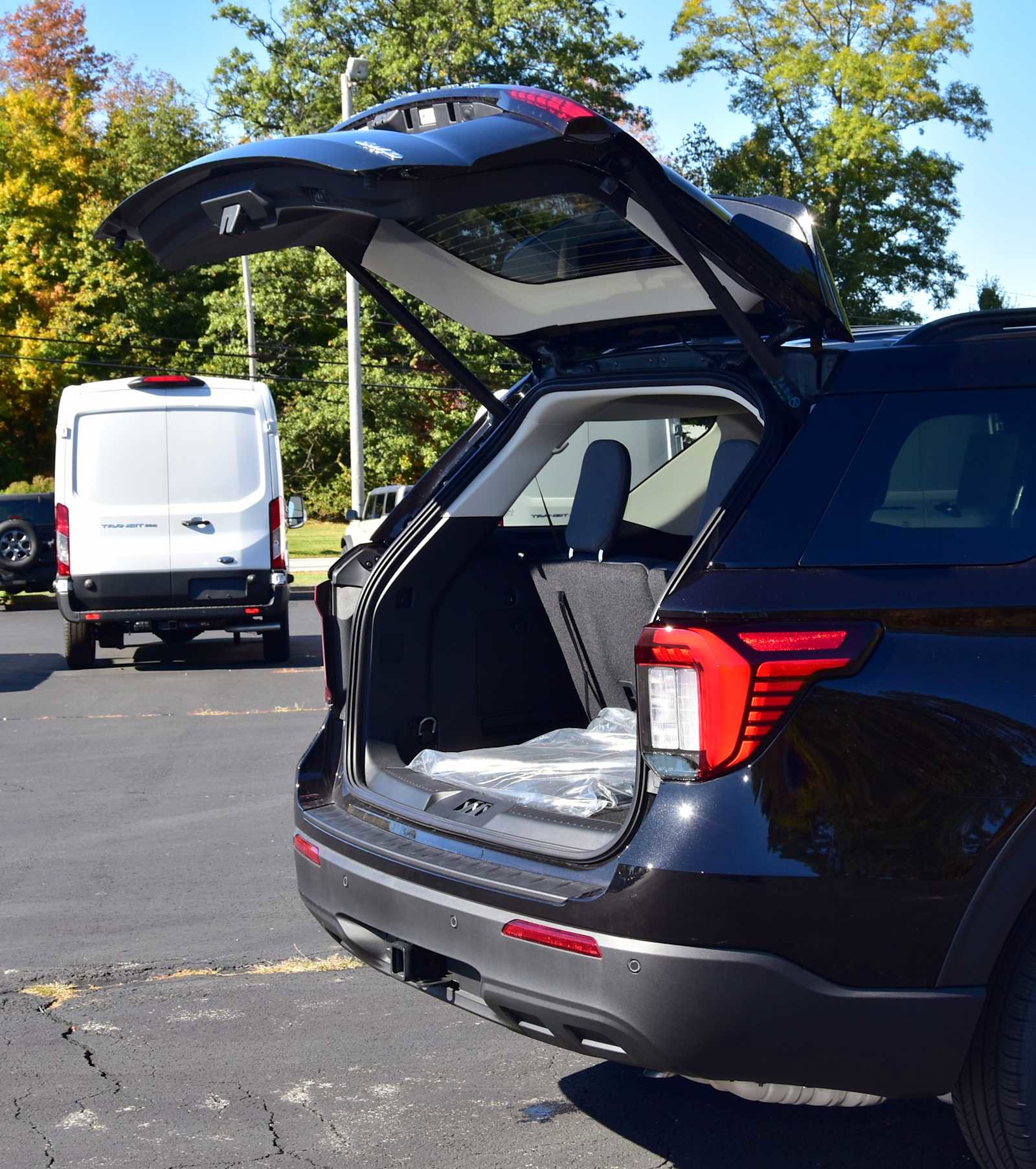 New 2026 Ford Explorer Active image 12