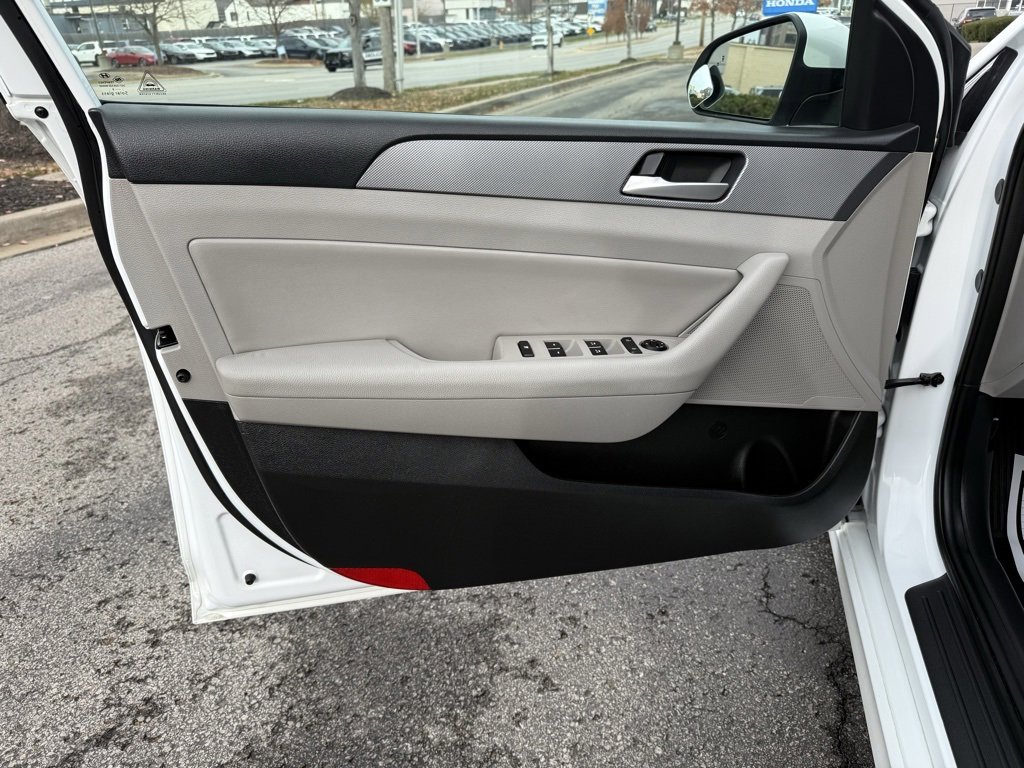 Used 2018 Hyundai Sonata SEL image 16