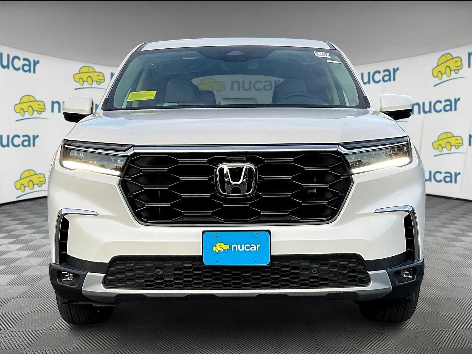 New 2025 Honda Pilot EX-L image 3