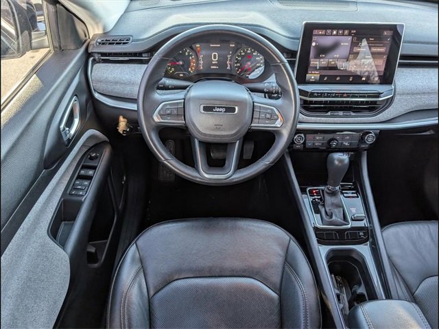 Used 2022 Jeep Compass Latitude w/ Sun and Sound Group image 8