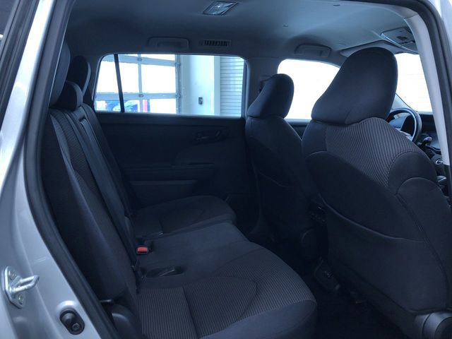 Used 2024 Toyota Highlander LE image 23