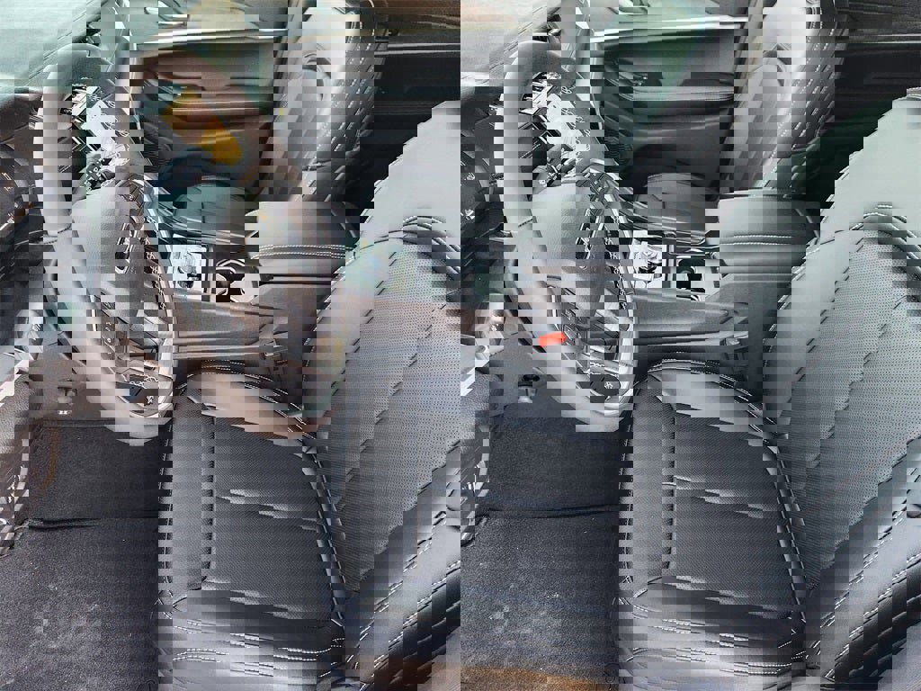 New 2025 Jeep Grand Cherokee L Limited w/ Luxury Tech Group II image 9