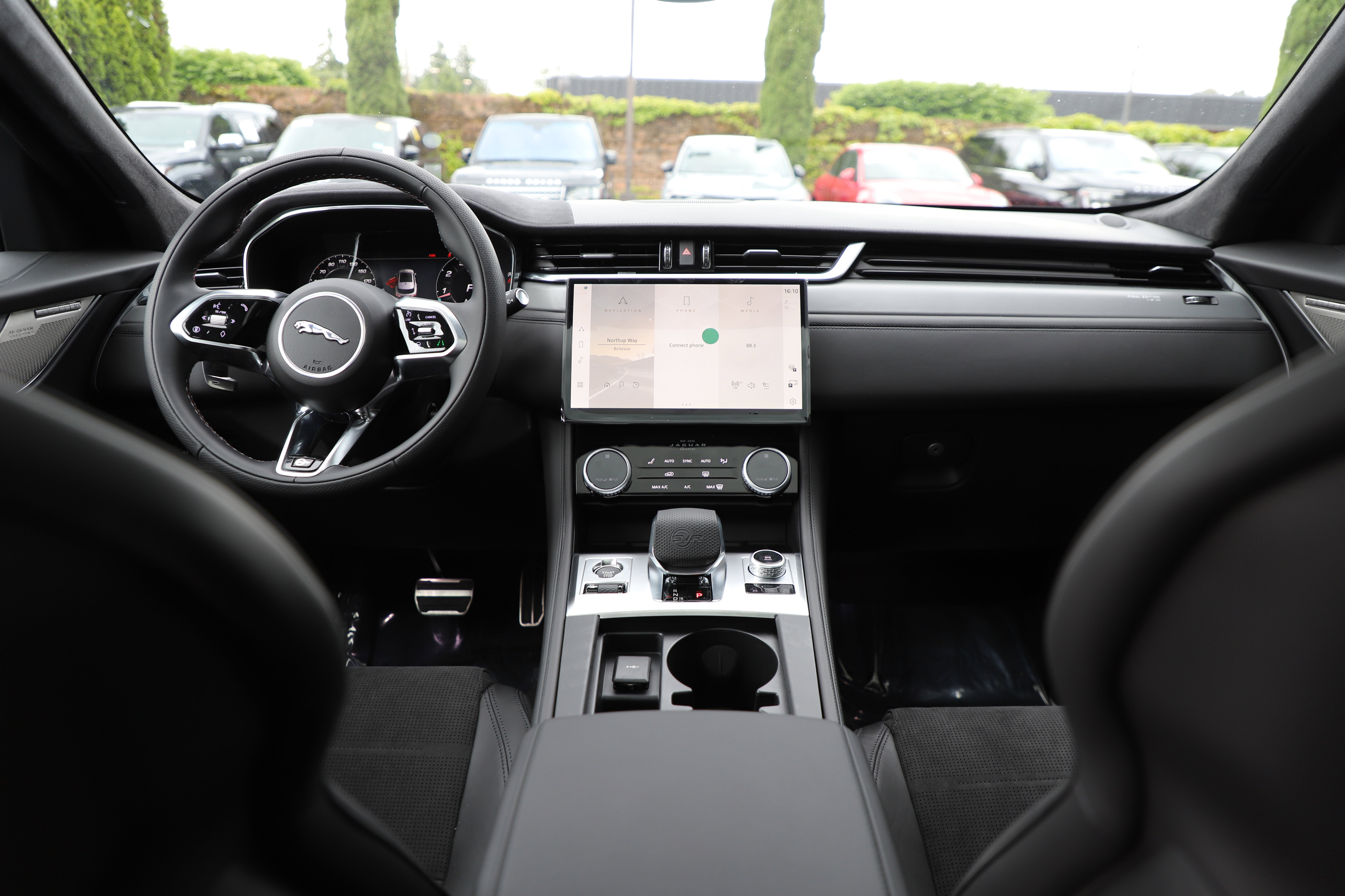 New 2026 Jaguar F-PACE SVR AWD/4WD image 13