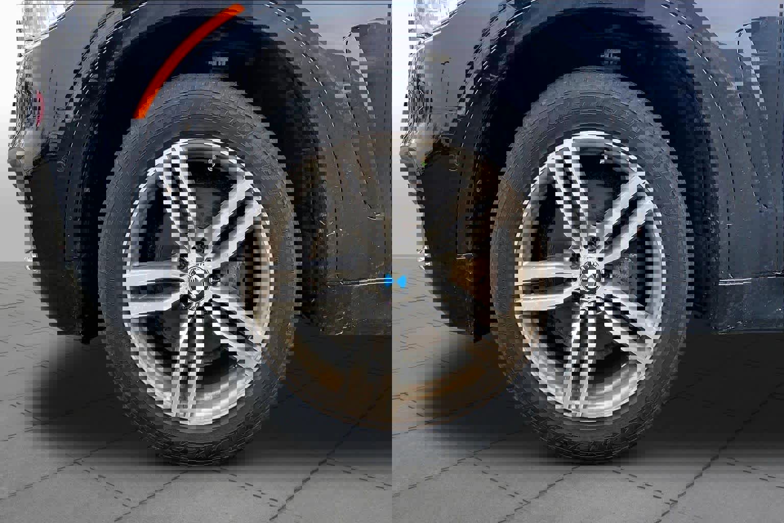 Used 2017 BMW X6 xDrive35i image 11