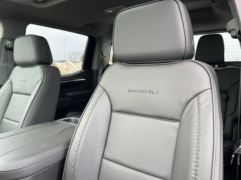 New 2026 GMC Sierra 1500 Denali AWD/4WD image 16