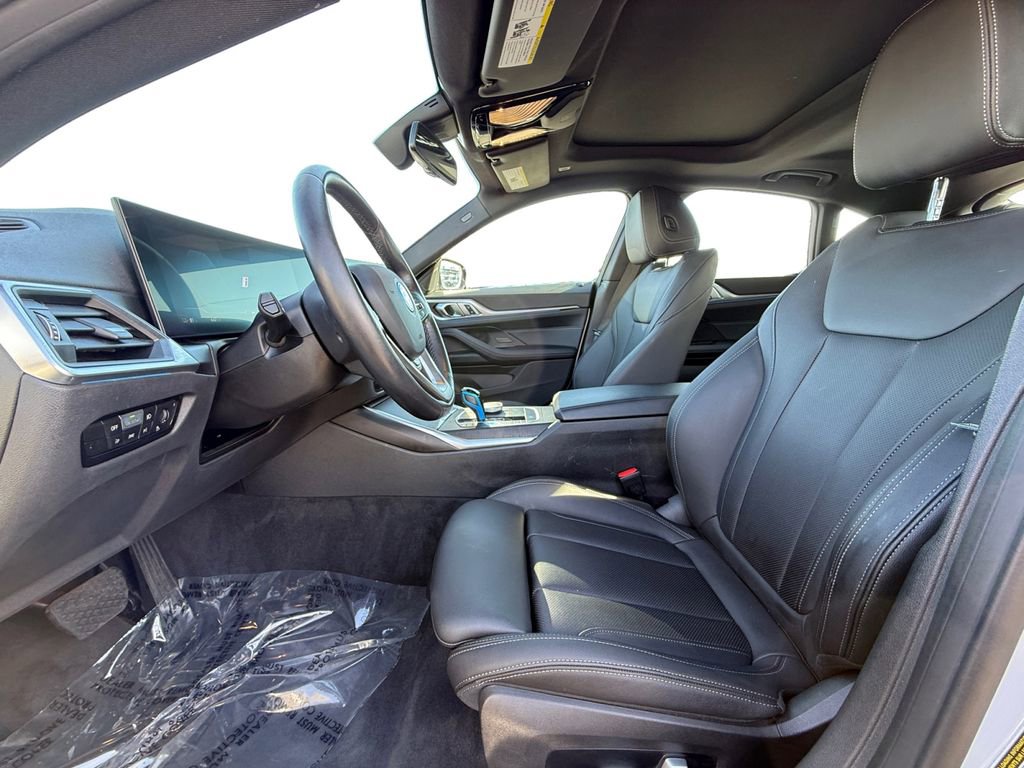 Used 2023 BMW i4 eDrive35 w/ Premium Package image 9
