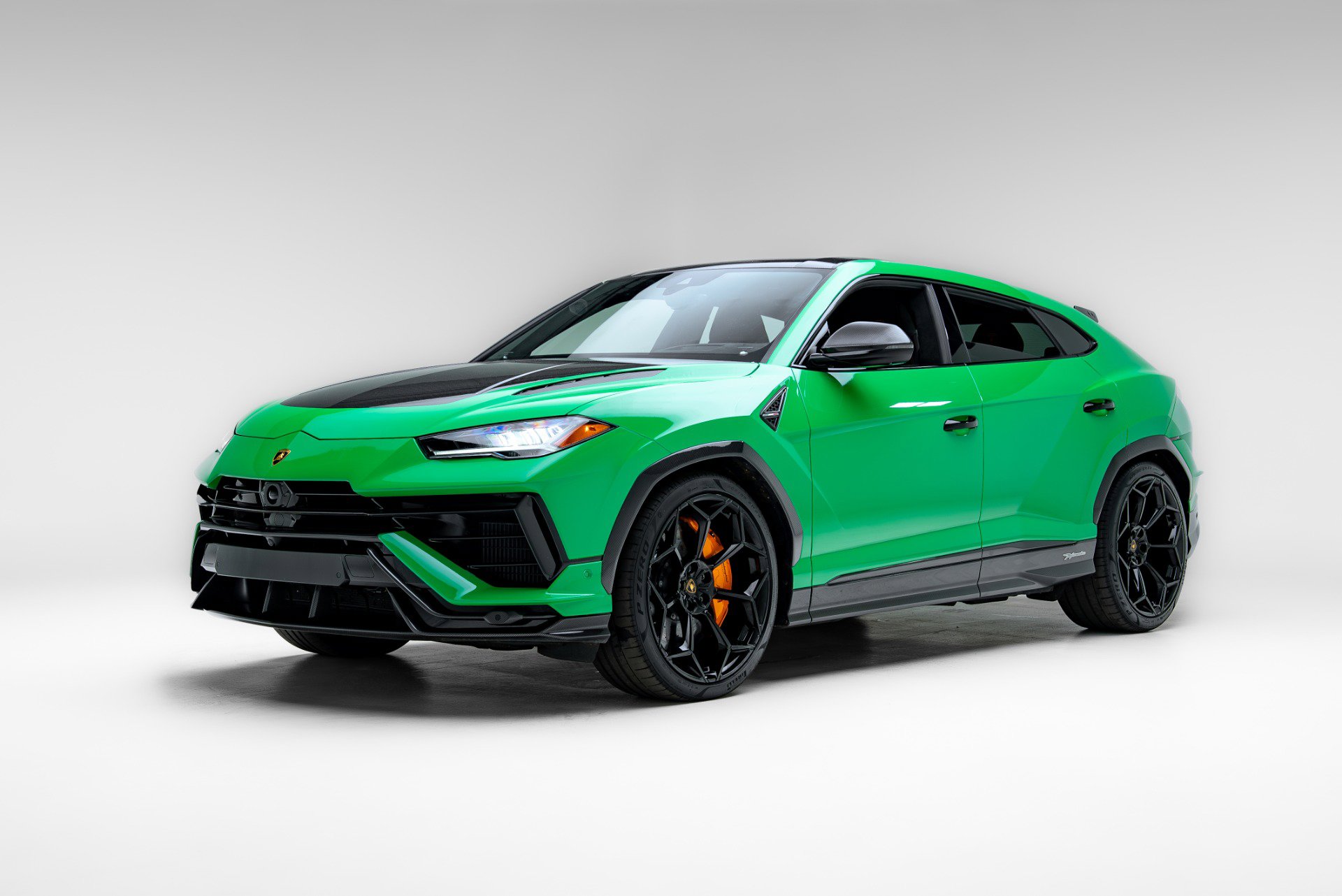 Used 2023 Lamborghini Urus Performante AWD/4WD image 7