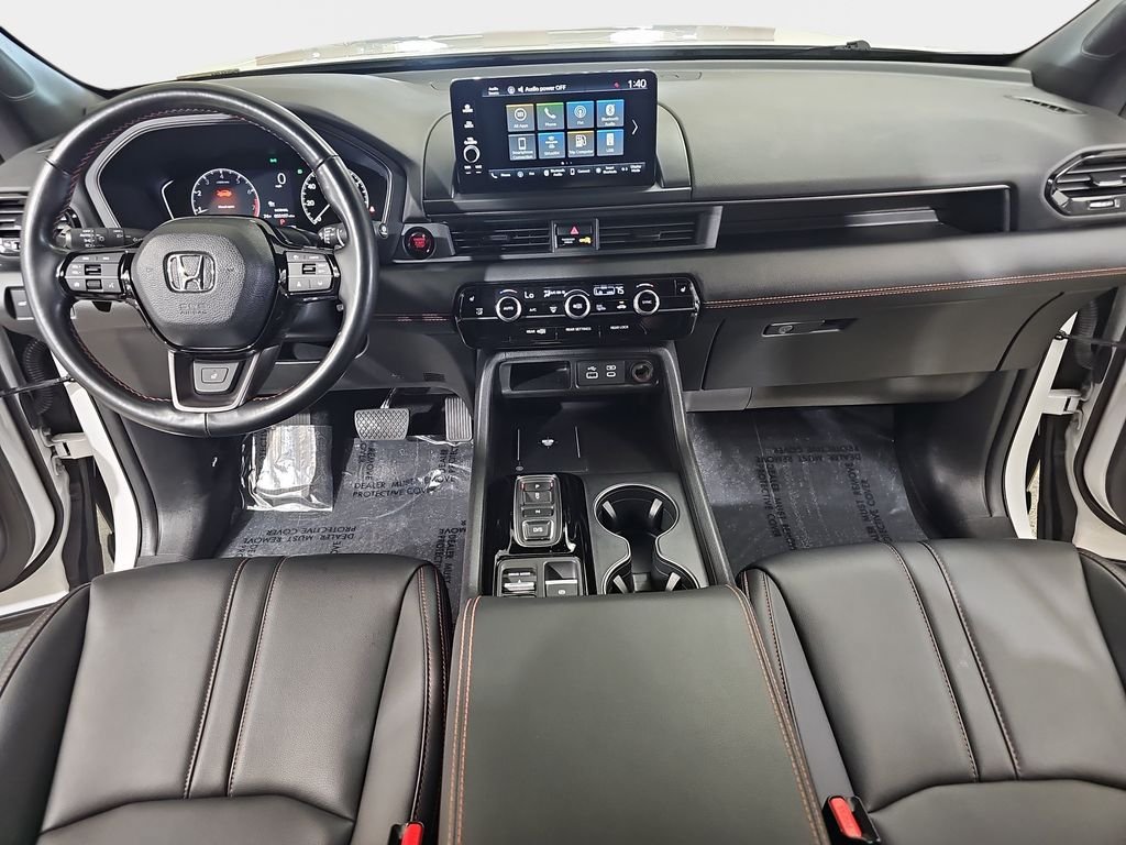Used 2023 Honda Pilot TrailSport image 10