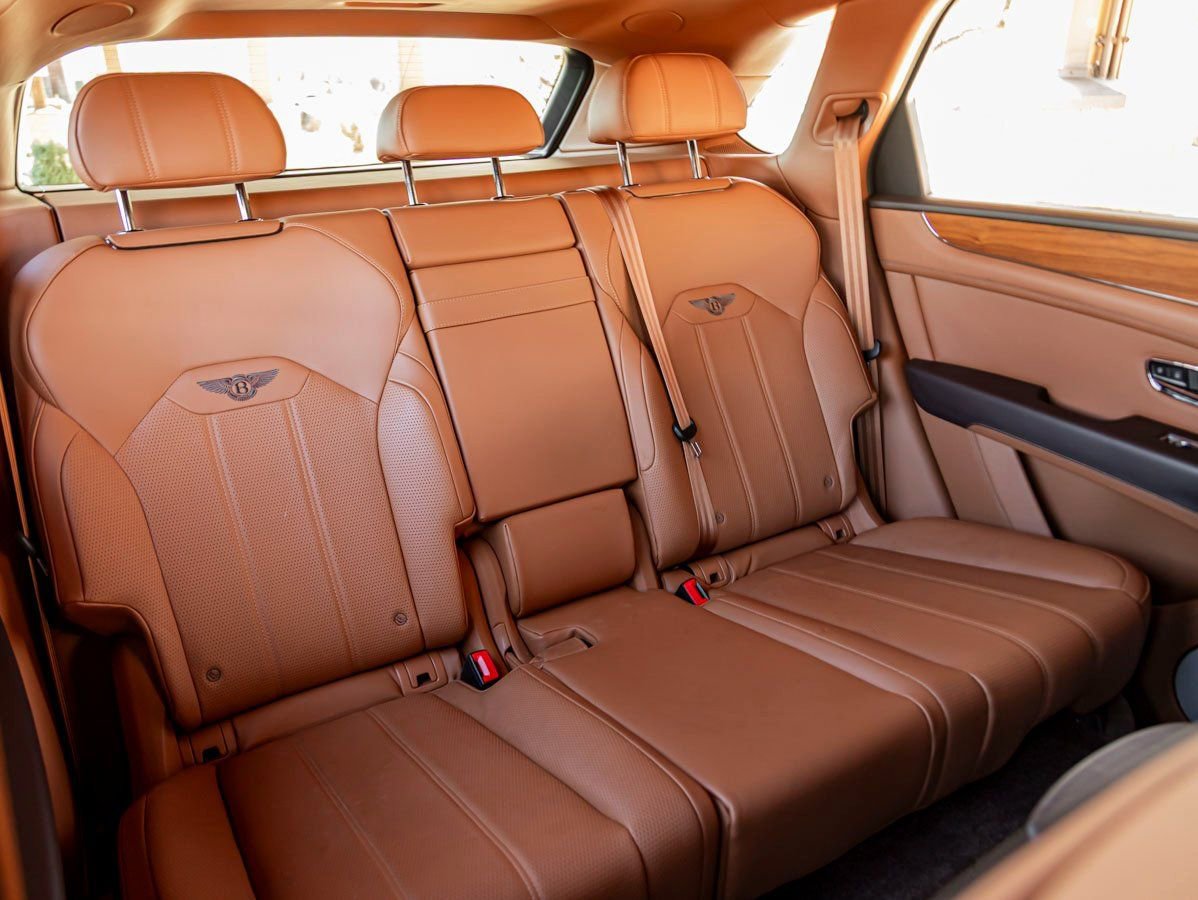 Certified 2022 Bentley Bentayga image 27