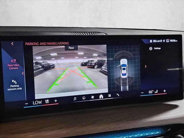 Certified 2025 BMW 330i Sedan w/ Convenience Package image 14