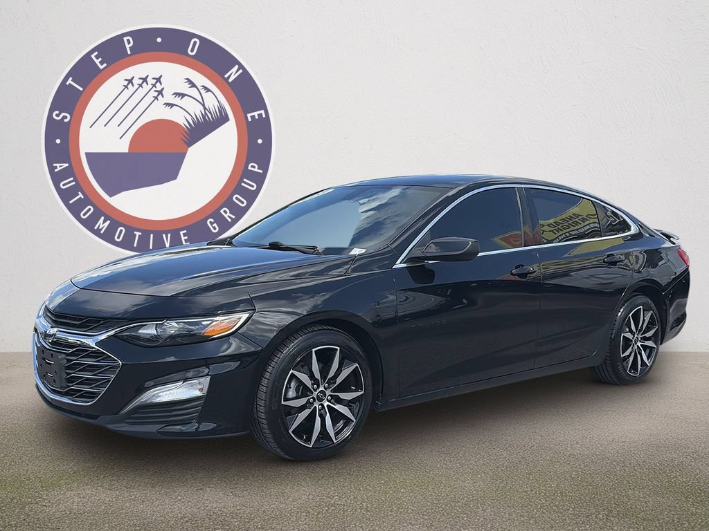 Used 2020 Chevrolet Malibu RS FWD image 2