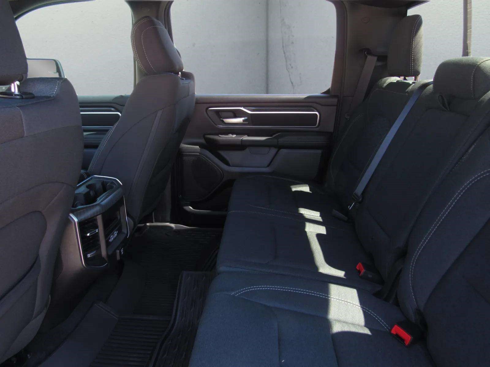 Used 2026 RAM 1500 Big Horn AWD/4WD image 12