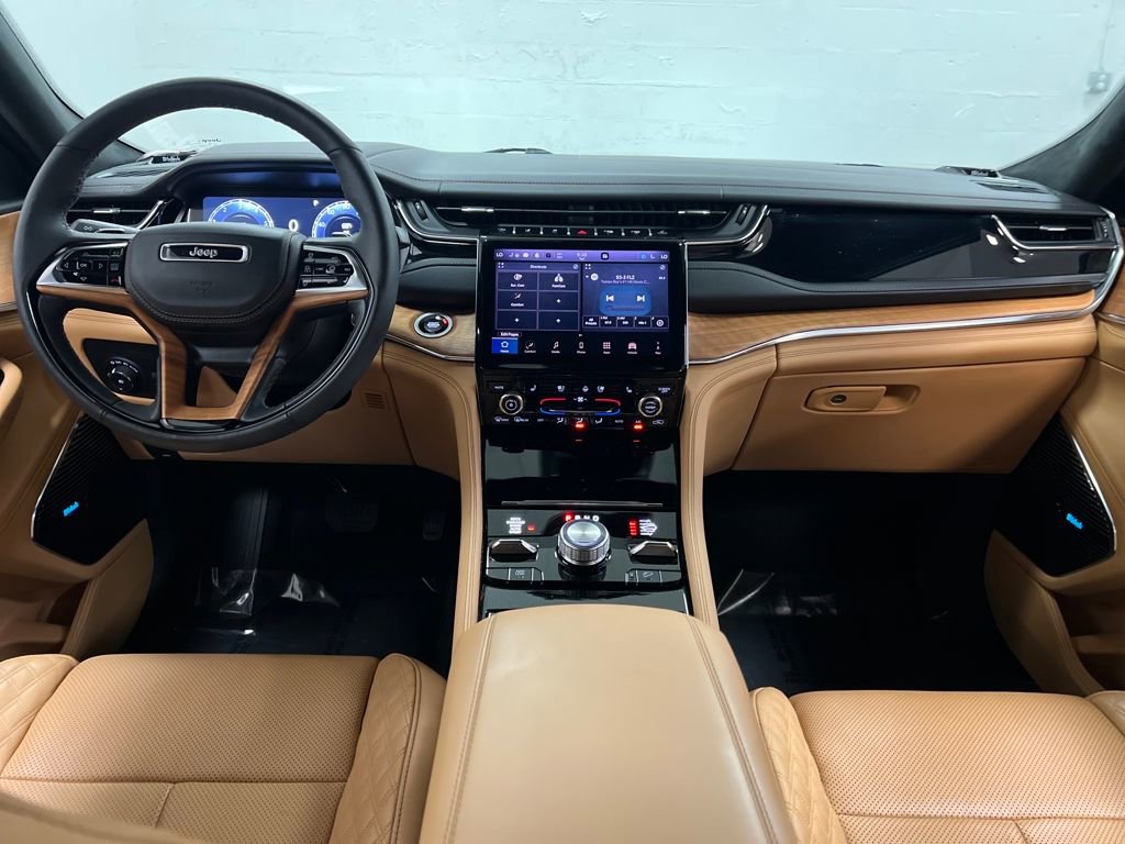 Used 2025 Jeep Grand Cherokee L Summit image 14