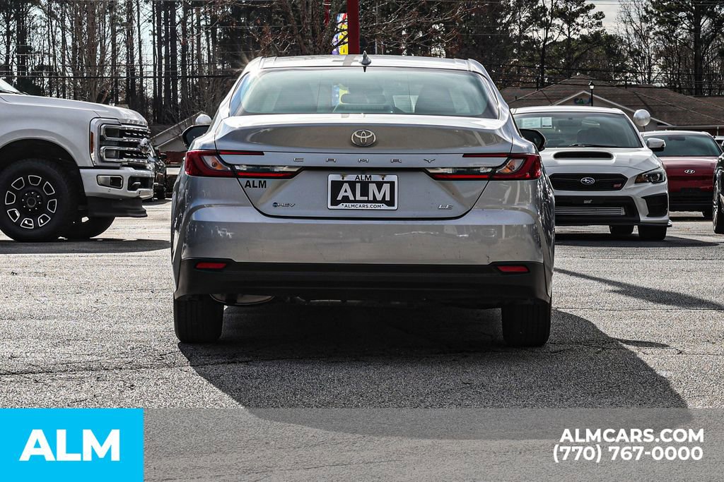 Used 2025 Toyota Camry LE image 12