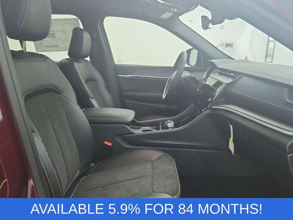 New 2026 Jeep Grand Cherokee Laredo image 31