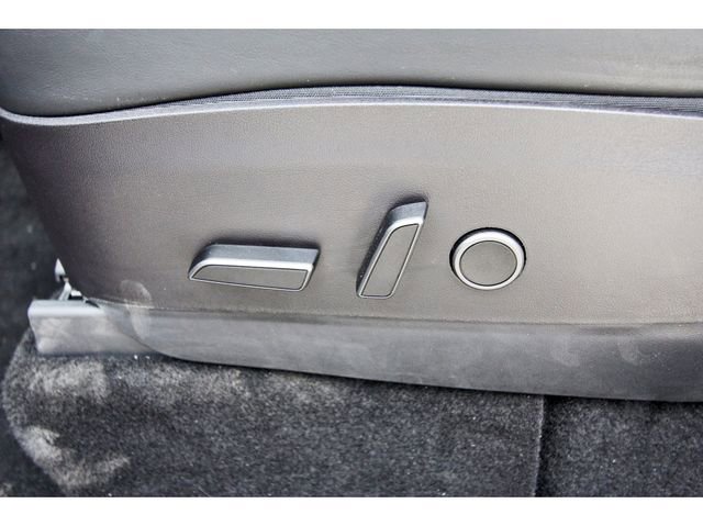 Used 2022 Tesla Model Y Long Range image 23