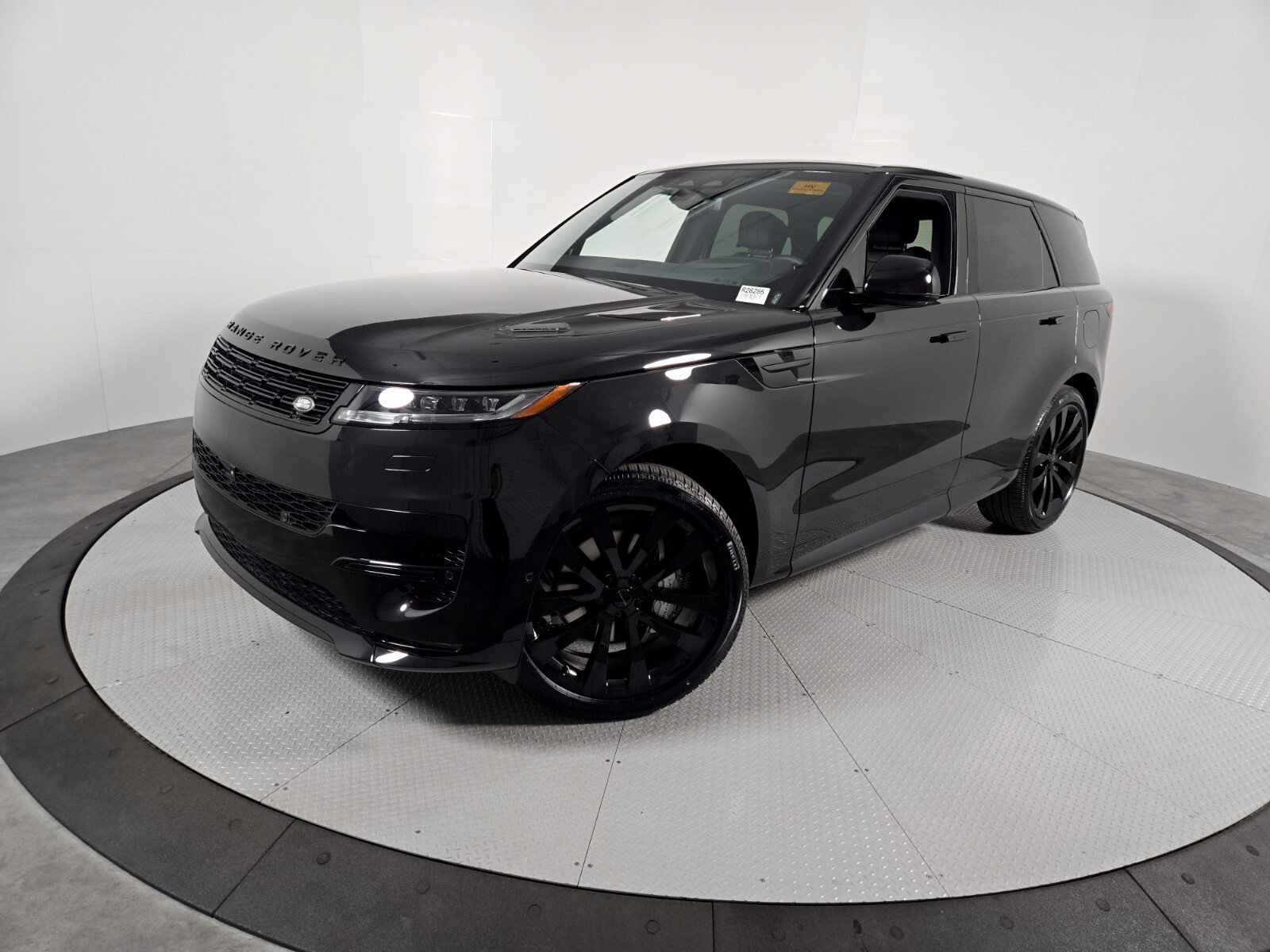 New 2026 Land Rover Range Rover Sport Dynamic SE AWD/4WD image 1