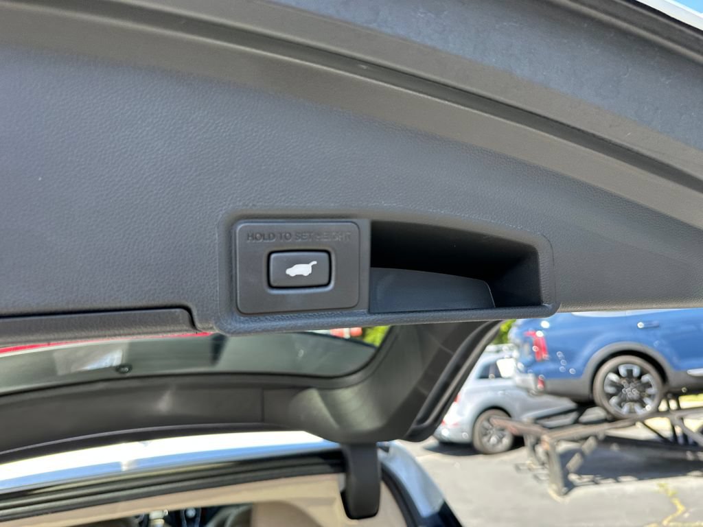 Used 2023 Acura RDX w/ Technology Package FWD image 23