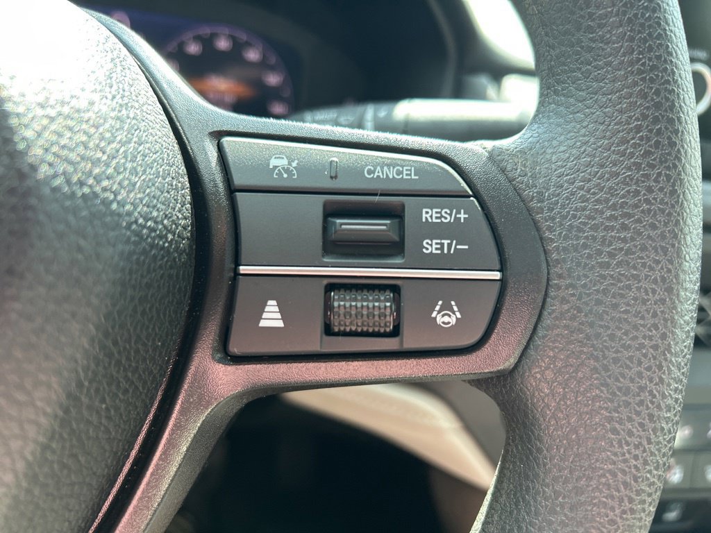 Used 2025 Honda Accord SE image 27