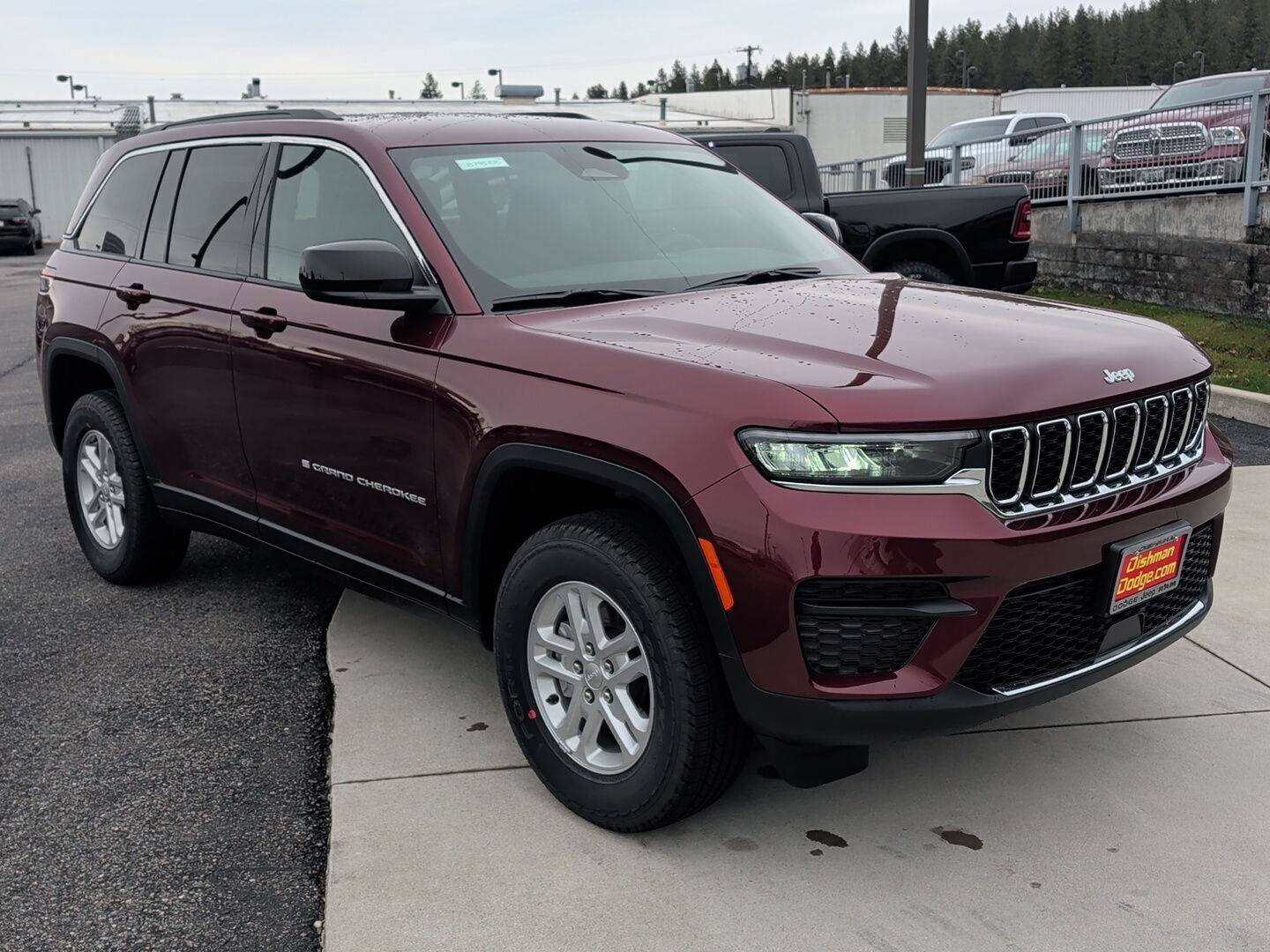 New 2025 Jeep Grand Cherokee Laredo