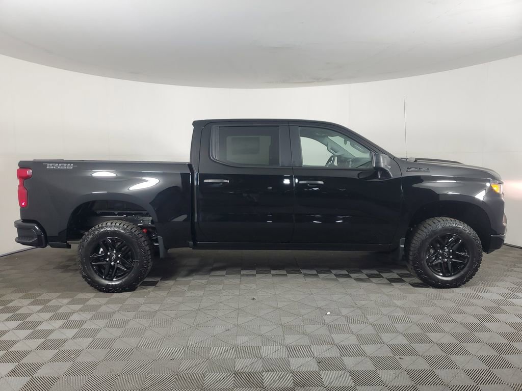 New 2026 Chevrolet Silverado 1500 Custom Trail Boss w/ Midnight Edition image 3