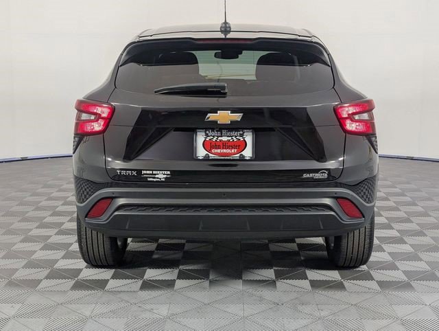 Certified 2024 Chevrolet Trax LS w/ LS Convenience Package FWD image 6